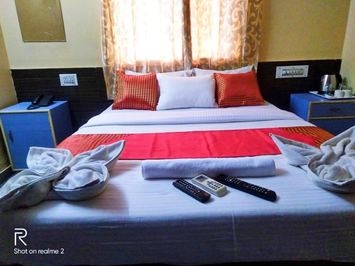 העיר בנגלור Oyo 75854 Hotel Harsha Residency מראה חיצוני תמונה