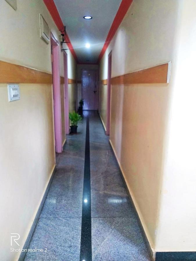 העיר בנגלור Oyo 75854 Hotel Harsha Residency מראה חיצוני תמונה
