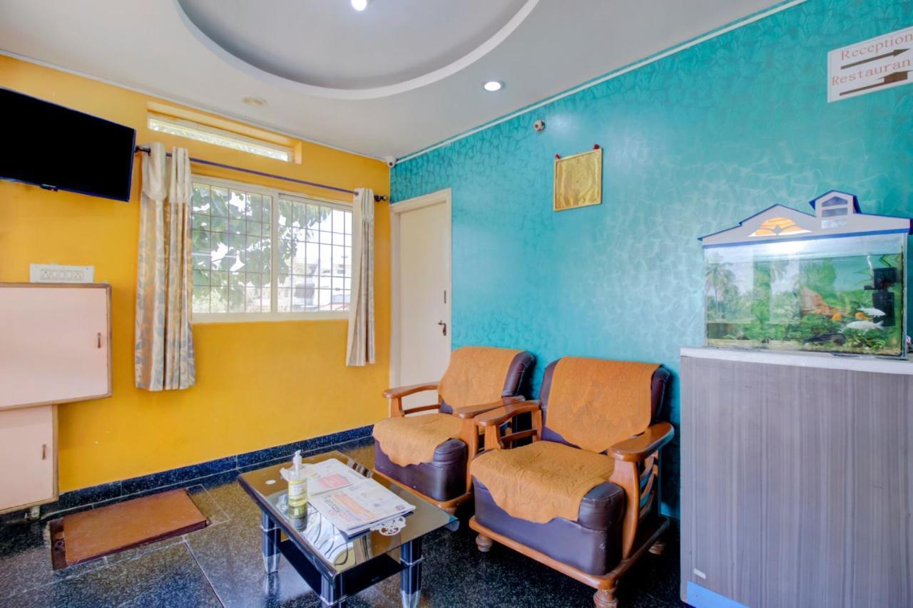 העיר בנגלור Oyo 75854 Hotel Harsha Residency מראה חיצוני תמונה